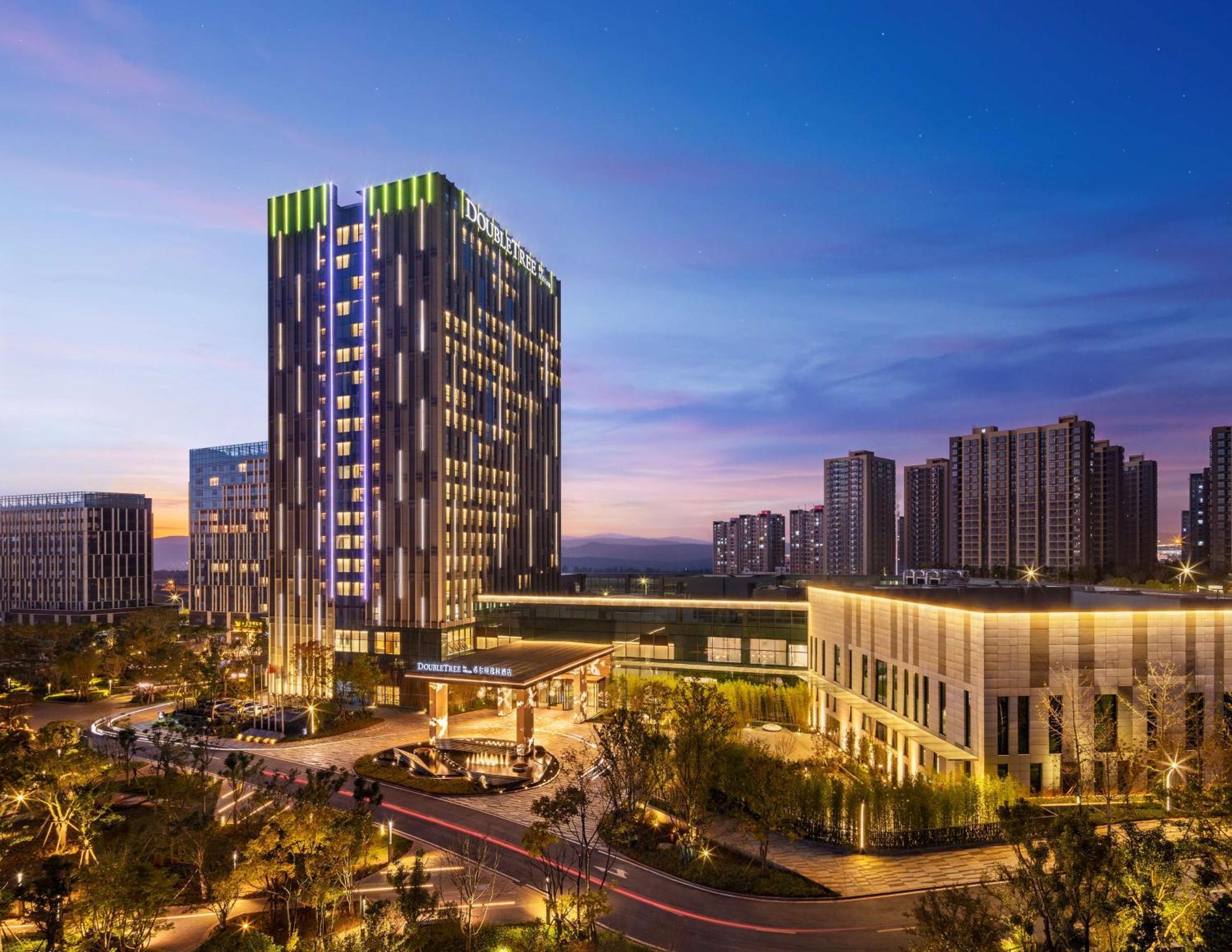 فندق Doubletree By Hilton Kunming Airport المظهر الخارجي الصورة